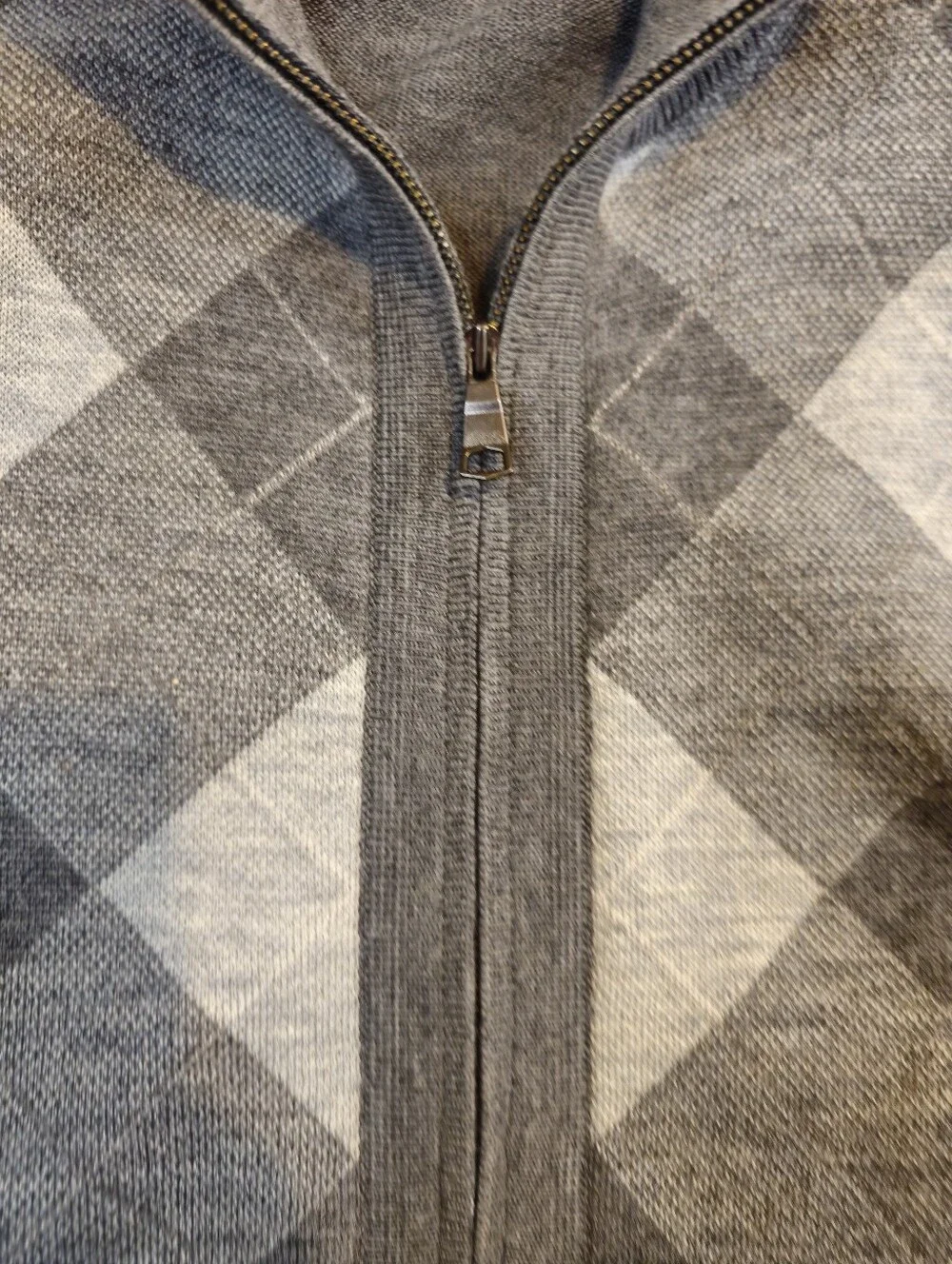 Banana Republic Men's Gray Argyle Zip Cardigan Sweater  100%  Wool‎ Size M